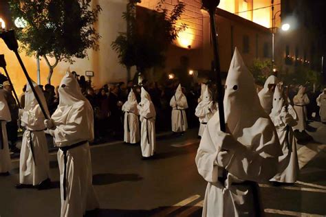 Pasqua Le Processioni Della Settimana Santa In Campania