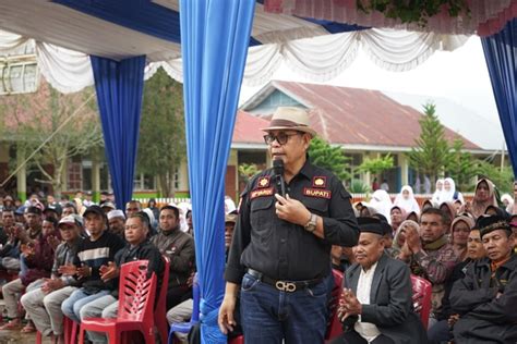 Sinergi Pembangunan Bupati Solok Menerima Usulan Pembangunan Di Nagari