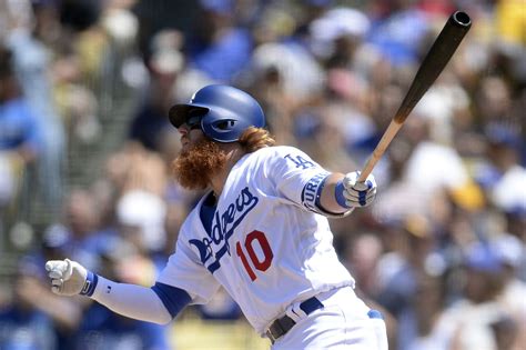 Justin Turner hits two home runs in Dodgers 6-4 win - True Blue LA