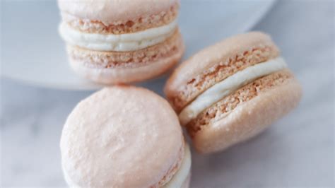 Foolproof Salted Caramel Macaron Recipe