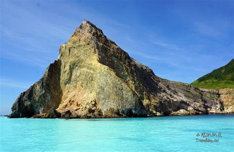 宜蘭｜龜山島登島攻略：一日遊行程這樣安排！帶你玩遍龜山島、享受無敵美景「牛奶海」 輕旅行