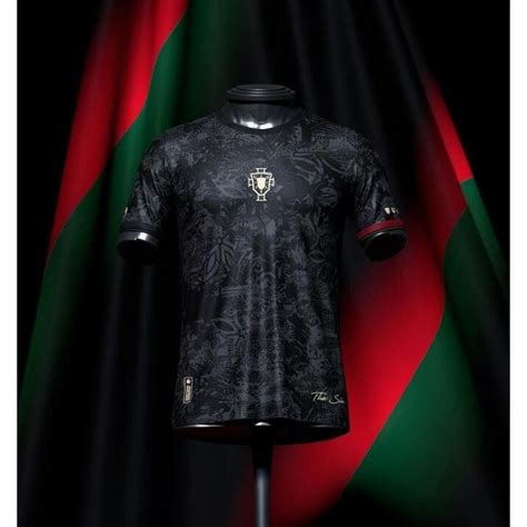 Camiseta Comemorativa Especial Portugal Ronaldo Goats Player