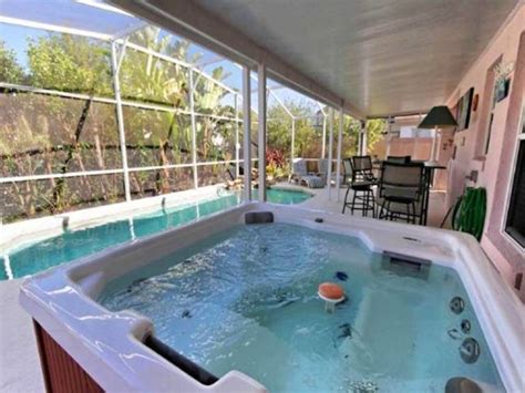 5 Romantic Hotels with Jacuzzi in Room in Orlando (FL) - WTSI