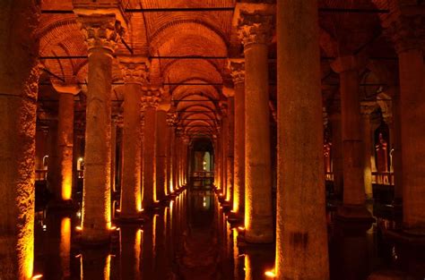 La Citerne Basilique Aussi Connue Sous Le Nom Turc Yerebatan Sarn C