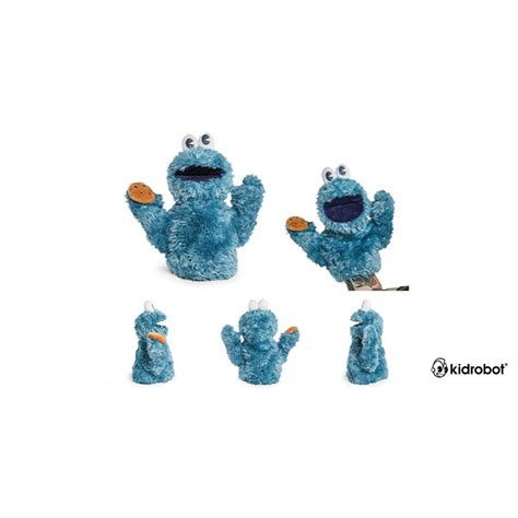 Sesame Street Cookie Monster 16-Inch Plush Puppet