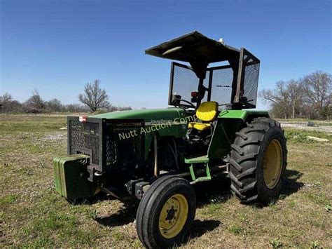 2005 John Deere 5303 Tractor Nutt Auction