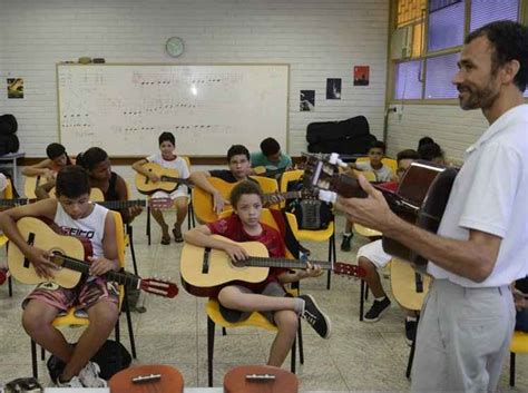 Escola de Música de Brasília oferece 1 798 vagas