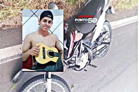 Jovem Morre Ap S Perder O Controle De Moto E Bater A Cabe A Em