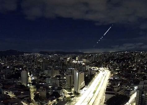 Bola de fogo veja o meteoro que cruzou o céu de três estados