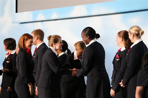 Delta Is Hiring More Than 1000 Flight Attendants In 2018 The Points Guy