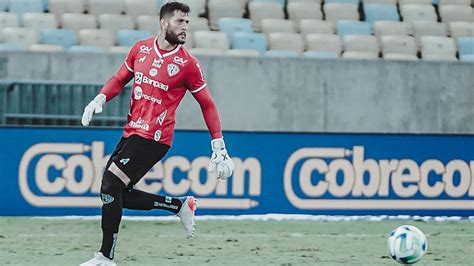 Goleiro Thiago Coelho Chega A Jogos Pelo Paysandu R Dio Clube Do Par