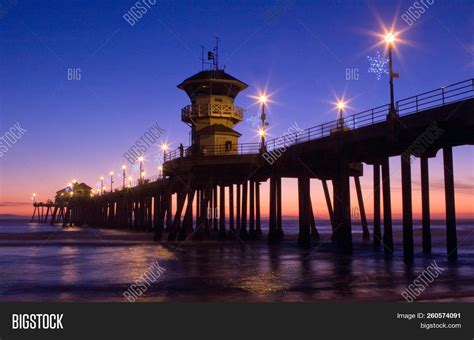 Huntington Beach Pier Image & Photo (Free Trial) | Bigstock