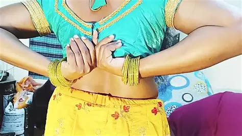 Silk Aunty Car Sex Telugu Dirty Talks Episode Part Sexy Saree Telugu Silk Aunty With Boy