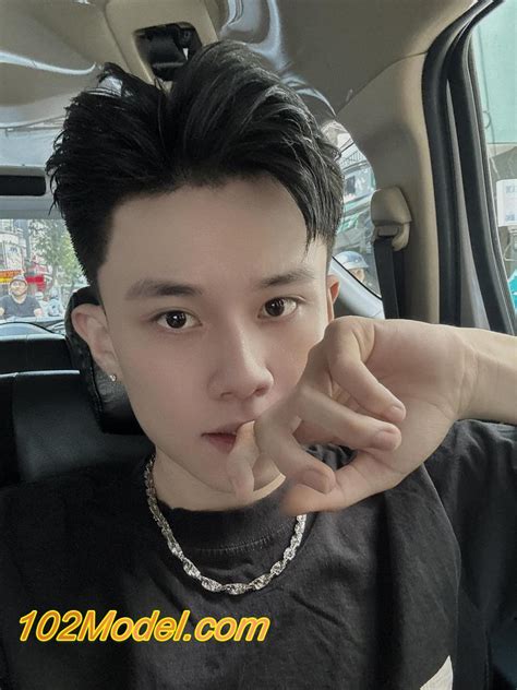 Hot boy sạch sẽ da trắng tươi vui vẻ nhiệt tình THANH 1122