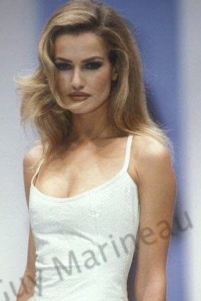 Pin By Leah On 90s Runway Models 90s Supermodels 90s Supermodels