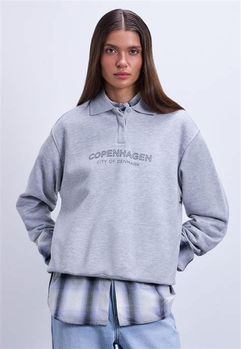 Поло Zarina, цвет: серый, MP002XW14BCX — купить в интернет-магазине Lamoda