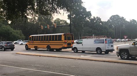 School Bus In Accident At Bluffton Sc Us 278 Intersection Hilton