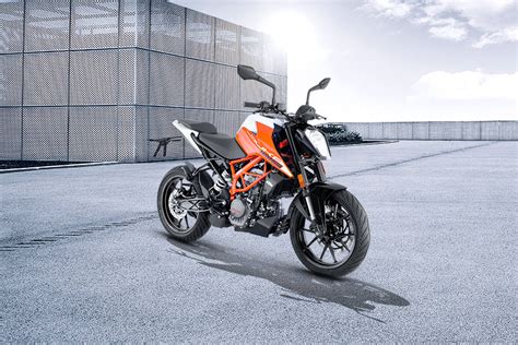 KTM 125 Duke 2021 Price, Images, Mileage, Specs & Features