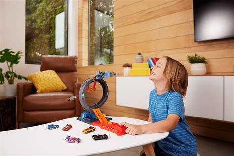 Hot Wheels City Pętla nietoperza Zestaw HTN Ceny i opinie Ceneo pl