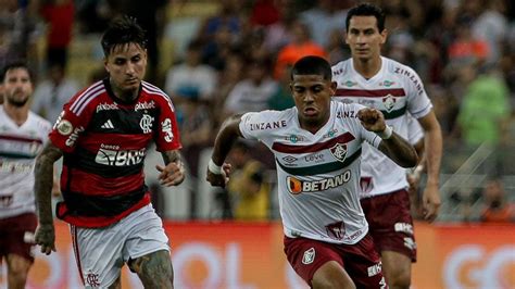 Flamengo E Fluminense Empatam Em Clássico No Maracanã