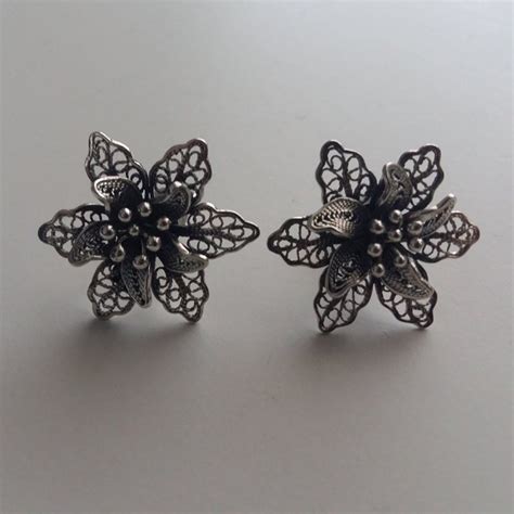 Flower Earrings Flor De Amor Filigree Earrings Flower Etsy