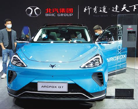 China S New Energy Vehicle Sales To Surpass 2 Million In 2021