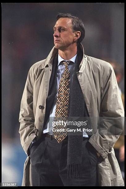 108 Johan Cruyff Barcelona Manager Stock Photos, High-Res Pictures, and ...