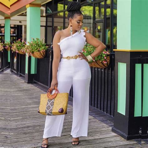 White Ankara Styles For Ladies Dresses Images 2022 Page 4