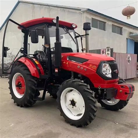 New Brand Mini Tractor 80HP Wheeled Agriculture Tractor At Reasonable