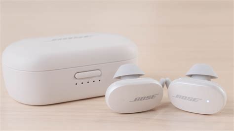 Bose QuietComfort Earbuds Truly Wireless vs Apple AirPods (3rd