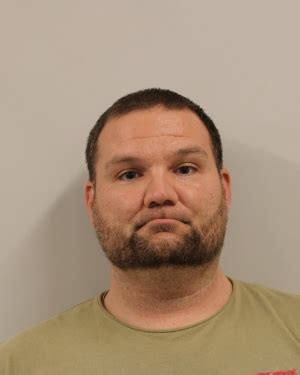 Nicholas Paquette Sex Offender In Dracut MA 01826