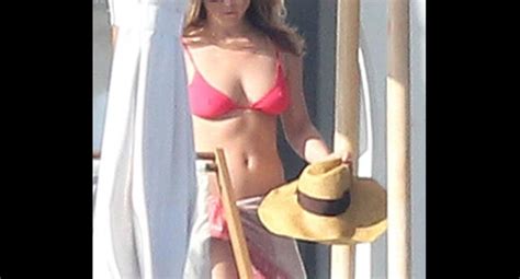 Jennifer Aniston Luce Su Perfecta Figura En Bikini