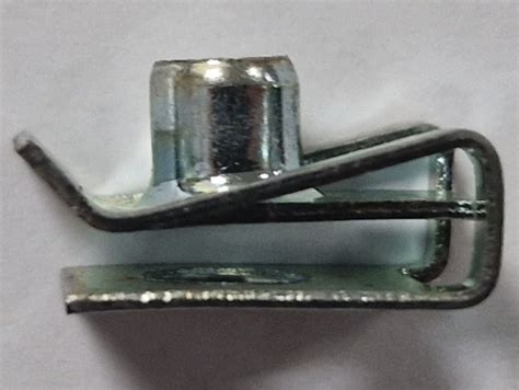 М4 Гайка пластинчатая под саморез d=4мм - М4 - фото, цена, описание ...