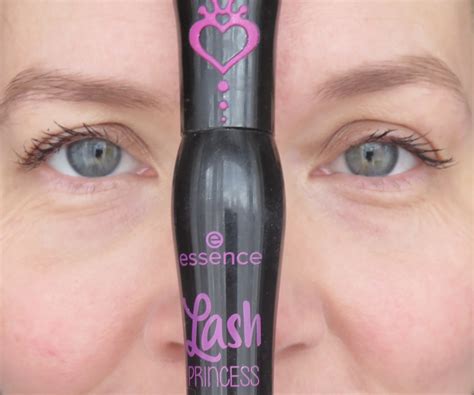 Essence Lash Princess Curl and Volume Mascara Review ...