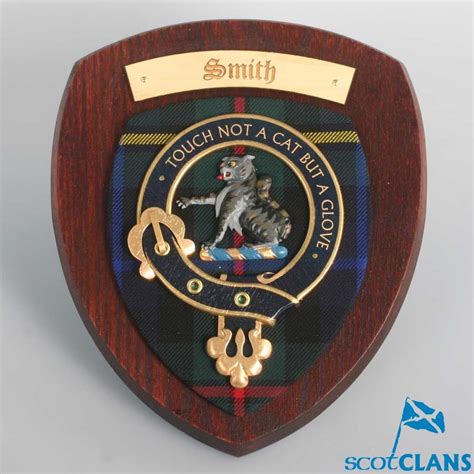 Smith Clan Crest Wall Plaque | Clan, Scottish clans, Wall plaques