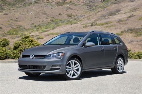 The Volkswagen Golf TDI Sportwagen is a nifty, thrifty hauler - CNET