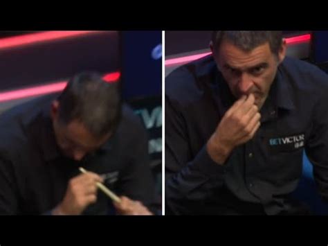 Ronnie O Sullivan Bites Off His Cue Tip As Frustration Gets The Better