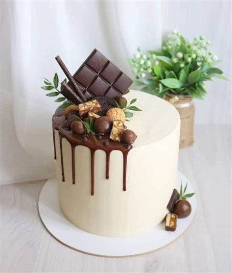 Pin by Sónia Fonseca on bolos Chocolate drip cake Chocolate cake