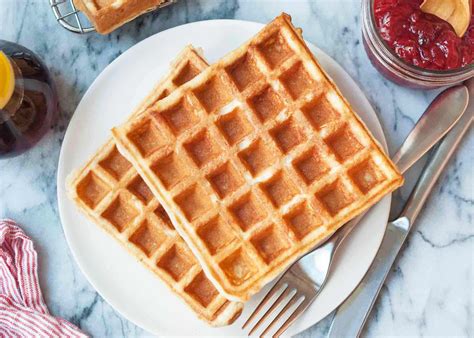 6 Best Thin Waffle Makers to Try in 2021