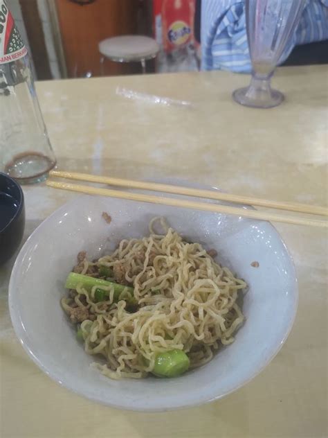 Hidden Gem Bakmie Di Pasar Baru Review Fendytanoto Di Restoran Bakmi