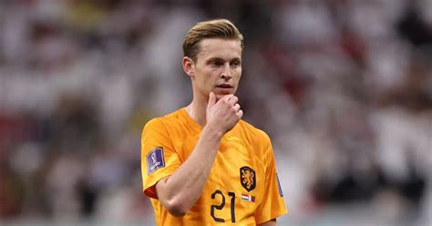 Barcelona Issue Fresh Frenkie De Jong Transfer Update Amid Ongoing