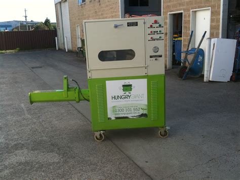 Hungry Giant (SMART 100)