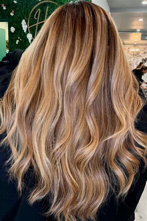 Two Tone Hair Color Brown And Blonde