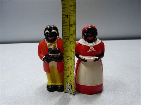 Lot 137 Vintage Uncle Mose And Aunt Jemima Salt And Pepper Shakers As