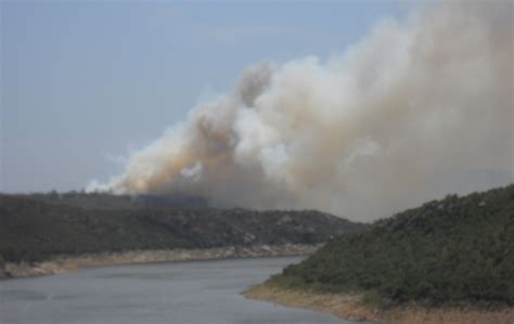 Combaten Incendio En Zona Del Dique La Viña En Traslasierra Noticias