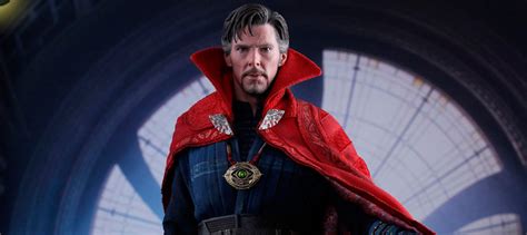 Doutor Estranho Hot Toys Apresenta Figura De Benedict Cumberbatch Jovem Nerd