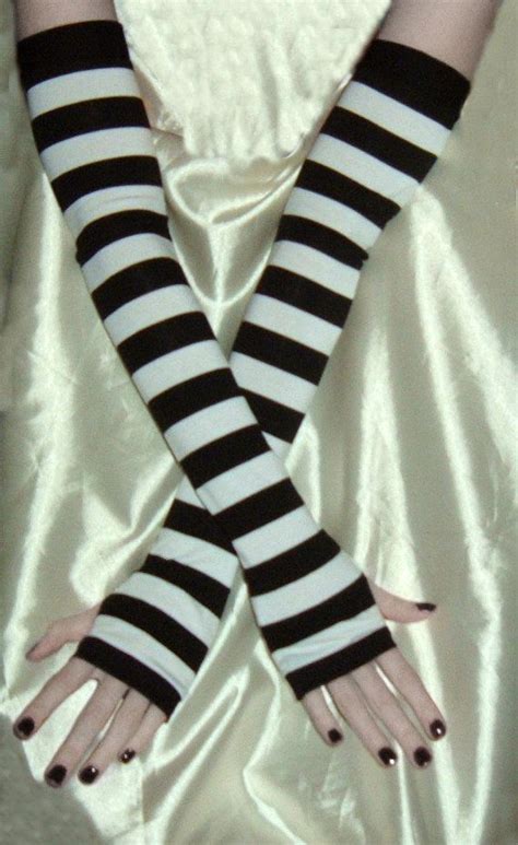 Black And White Striped Arm Warmers Emo Outfits Cute Outfits Fashion