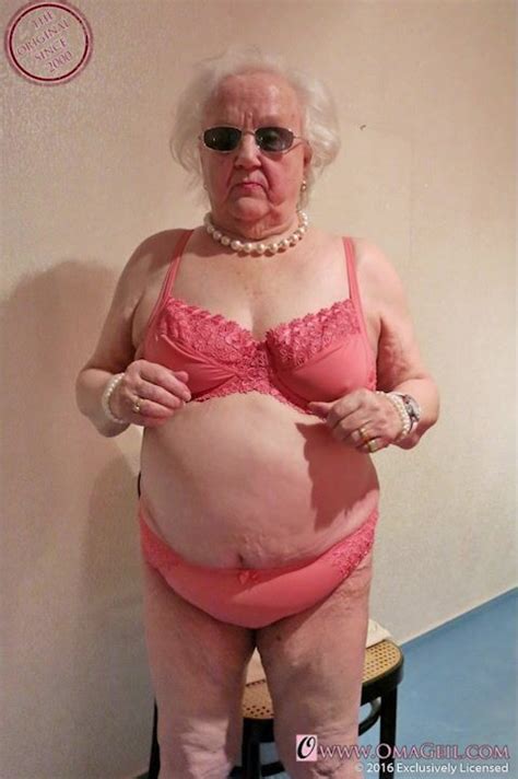 OMAGEIL Sex Loving Granny Slideshow Compilation FAPCAT