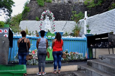 Notre Dame De La Salette Saint Leu La Petite Rue Qui Long Flickr