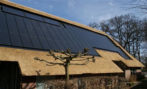 Zonnepanelen Op Rieten Dak Artofit